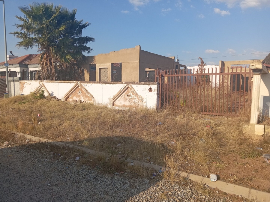  Bedroom Property for Sale in Mabopane Unit U North West